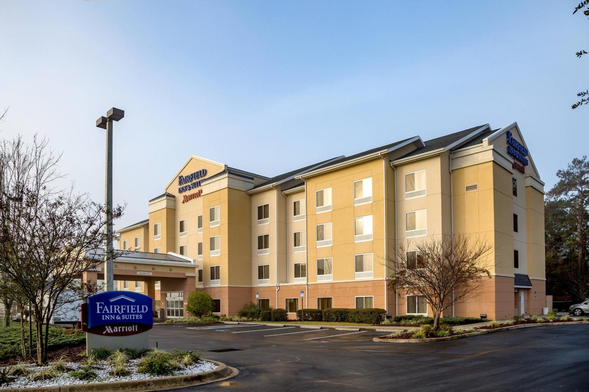 Fairfield Inn & Suites Lake City Exterior photo